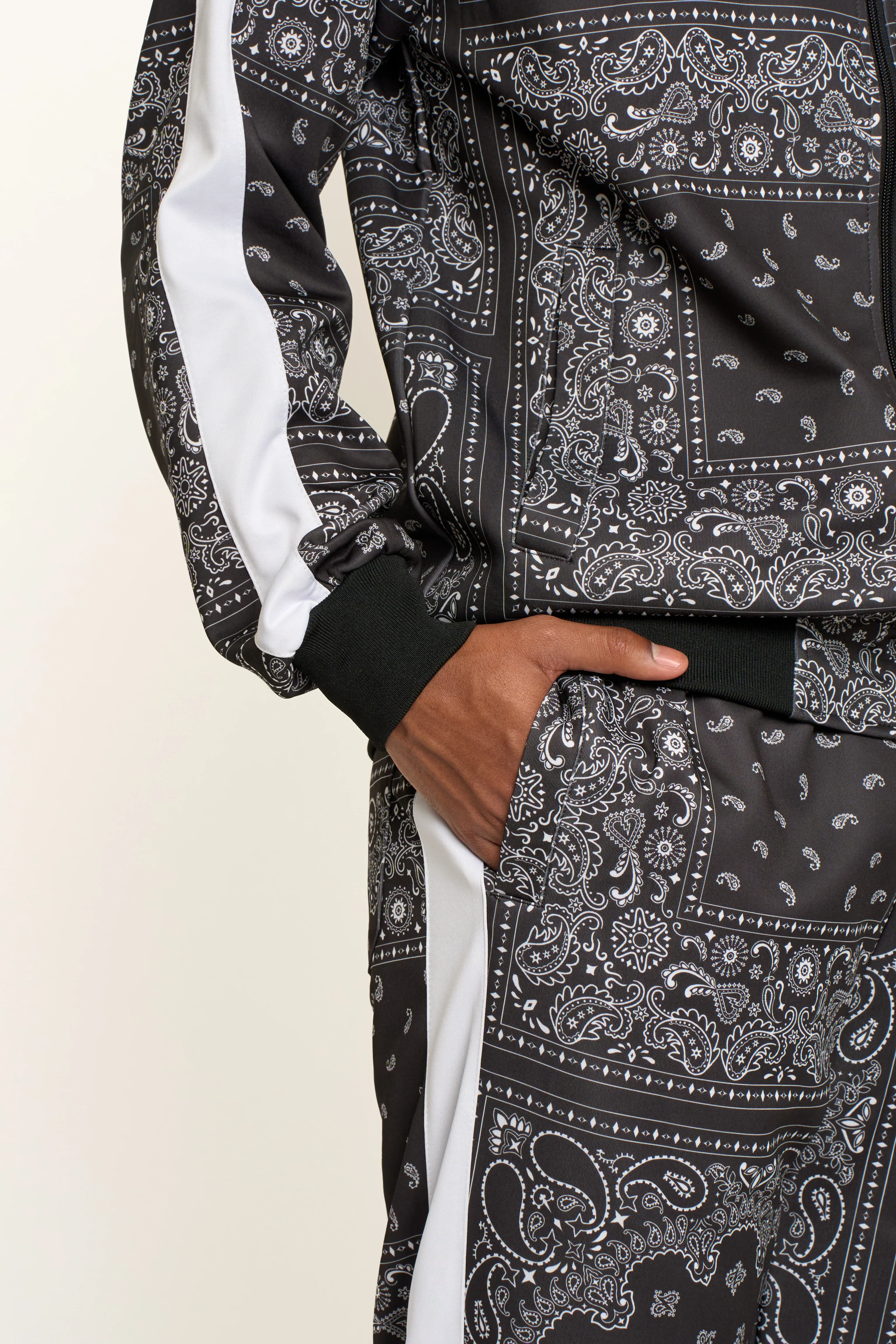 Accented Bandana Track Suit - Image 5