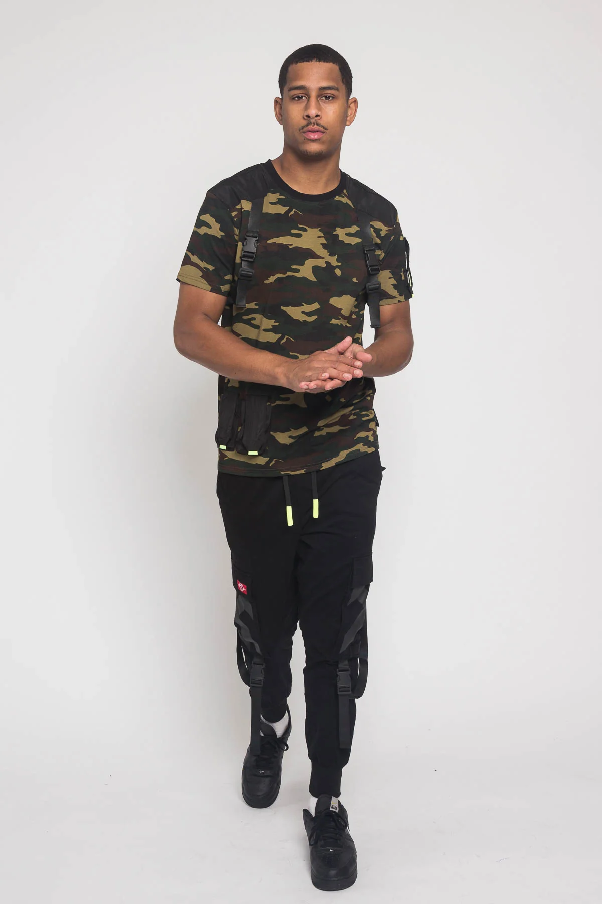 Army Buckle T-Shirt - Image 12