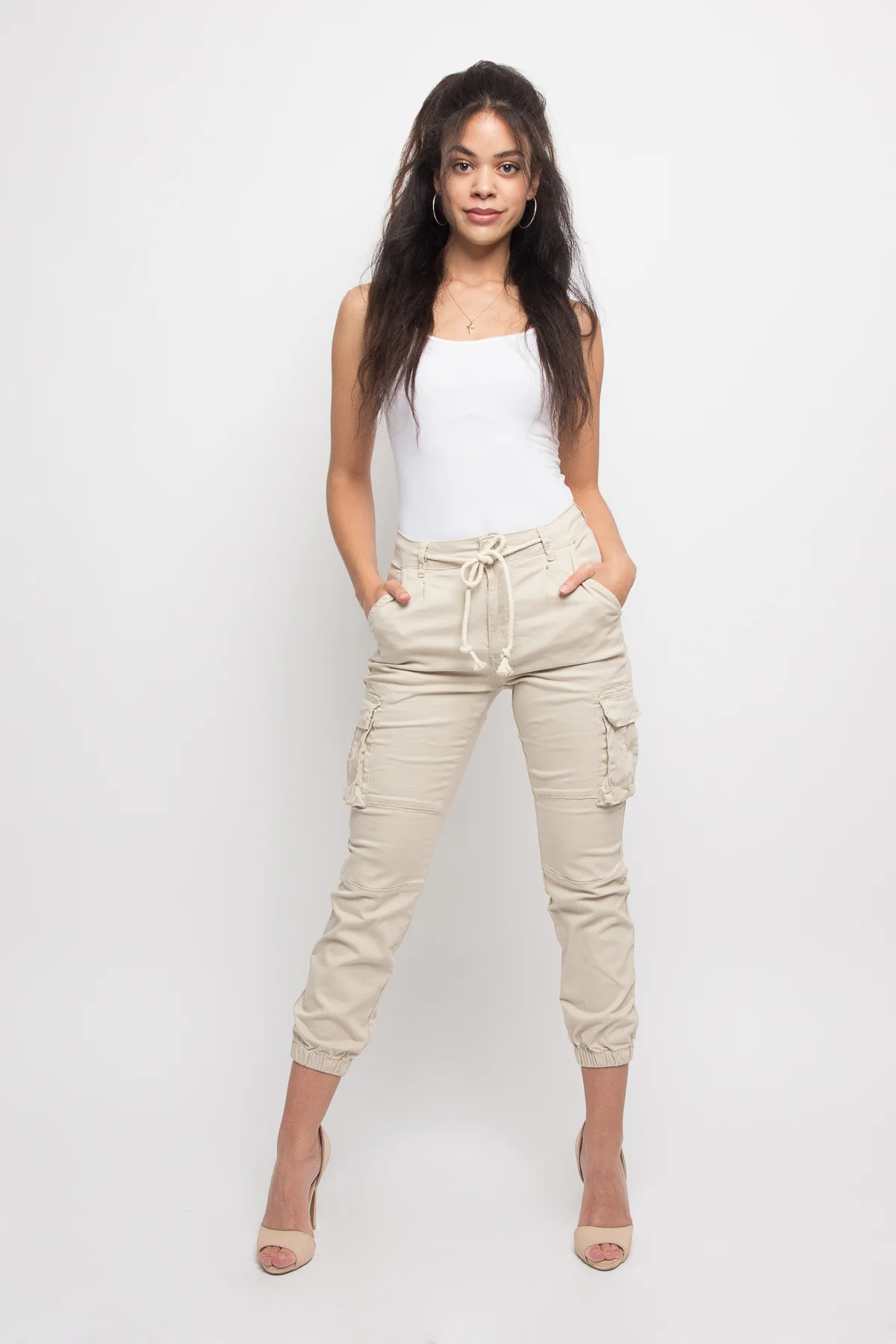 Women's Essential Basic Cropped Colored Cargo Joggers - Image 19