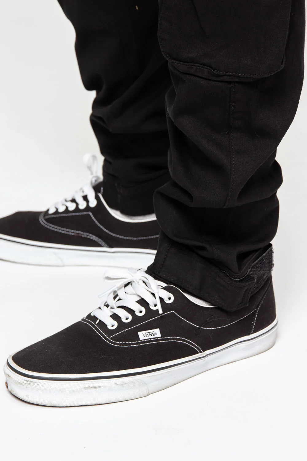 Big Pocket Cargo Jogger Pants - Image 9