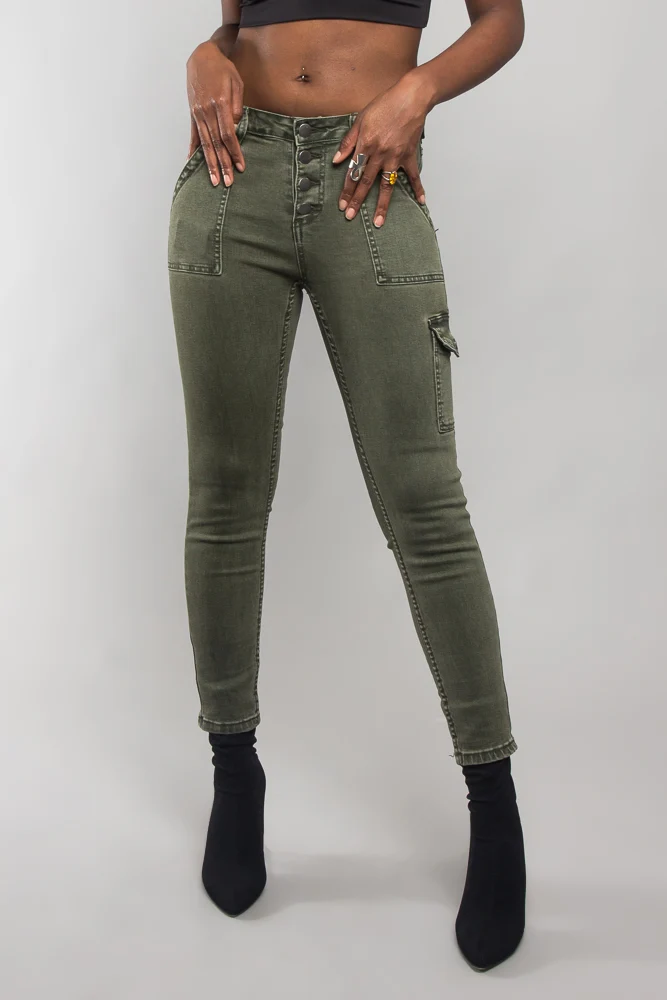 Buttoned Skinny Cargo Pants - Image 7