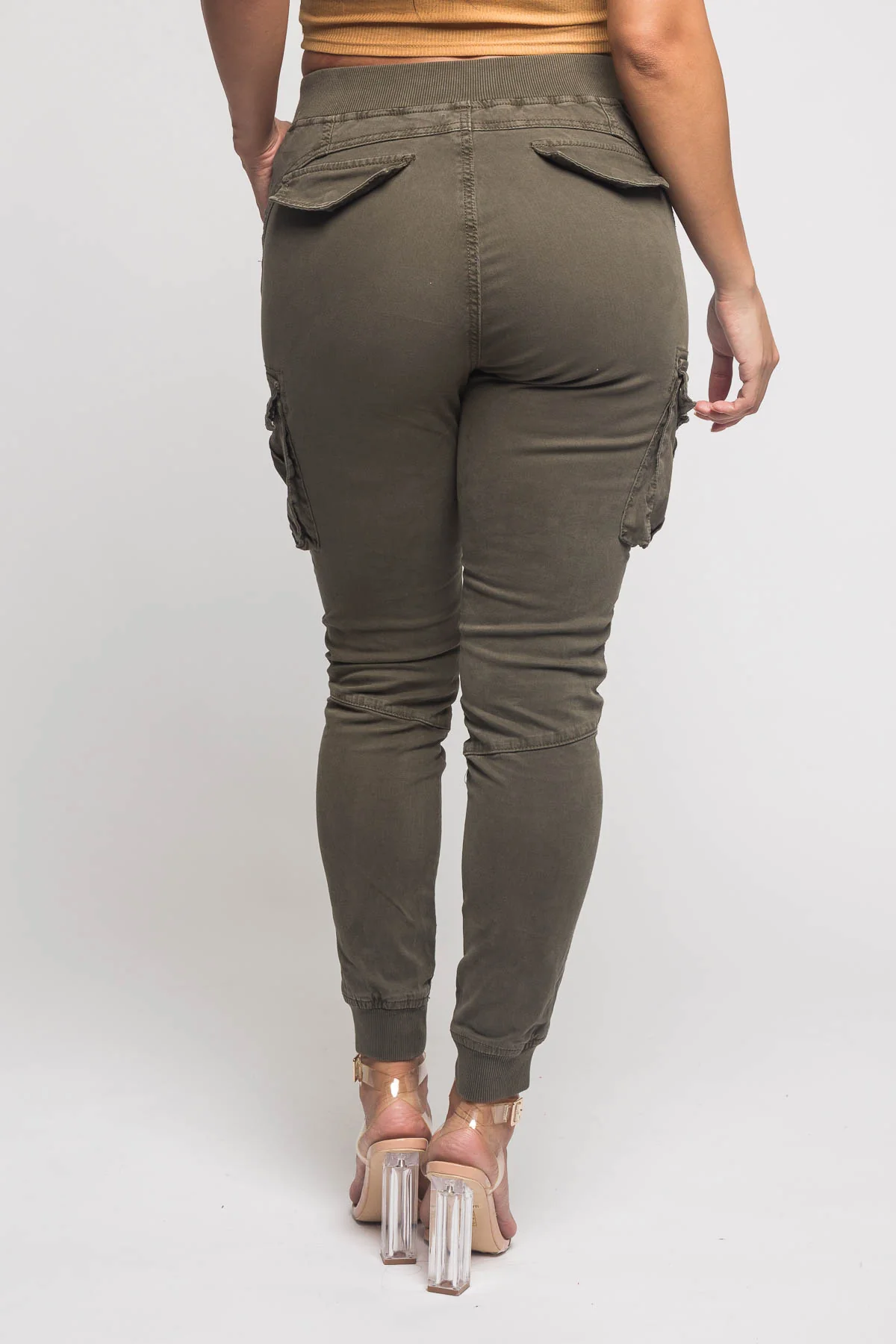 Women's Essential Colored Cargo Joggers - Image 13