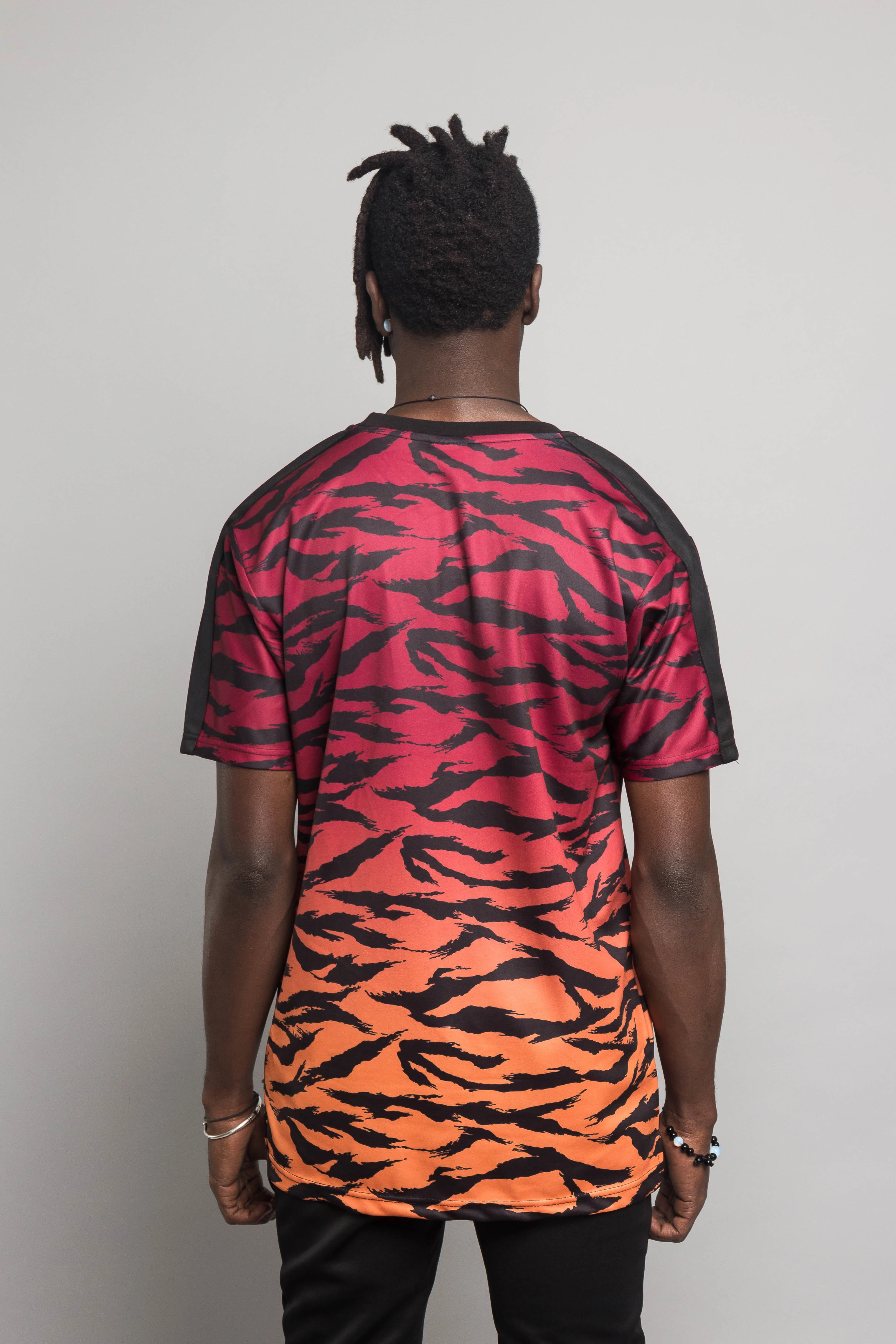 Dip Dye Gradient Tiger T-Shirt - Image 3