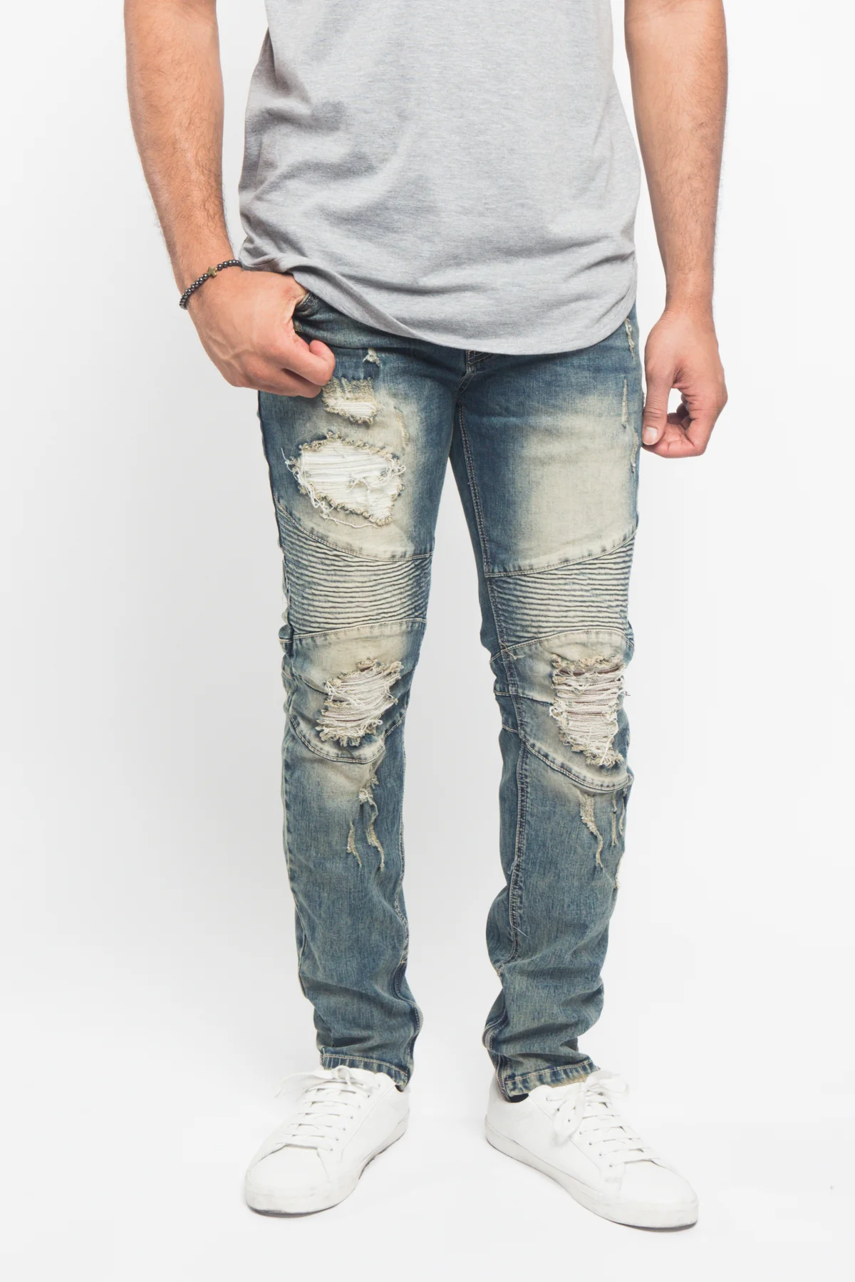 Distressed Scrunched Skinny Jeans - Image 16