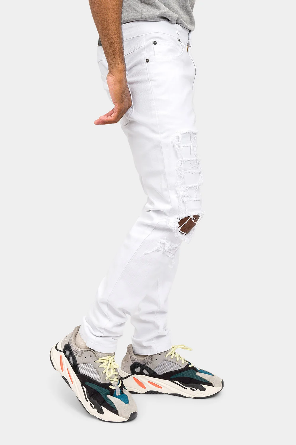 Distressed Solid Color Slim Fit Jeans - Image 14
