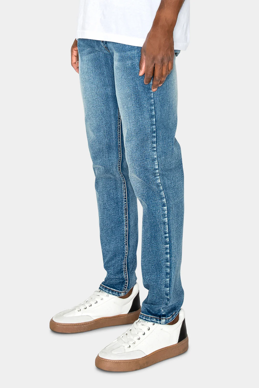 Essential Loose Fit Denim Jeans - Image 3