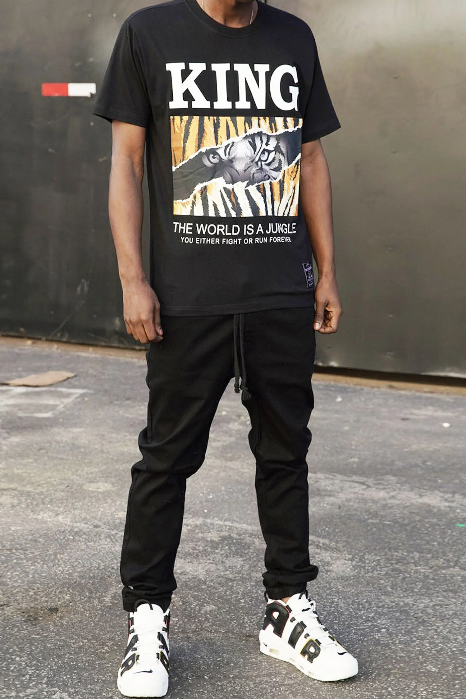 Men's King The World Is A Jungle Tiger Graphic T-Shirt - Image 2