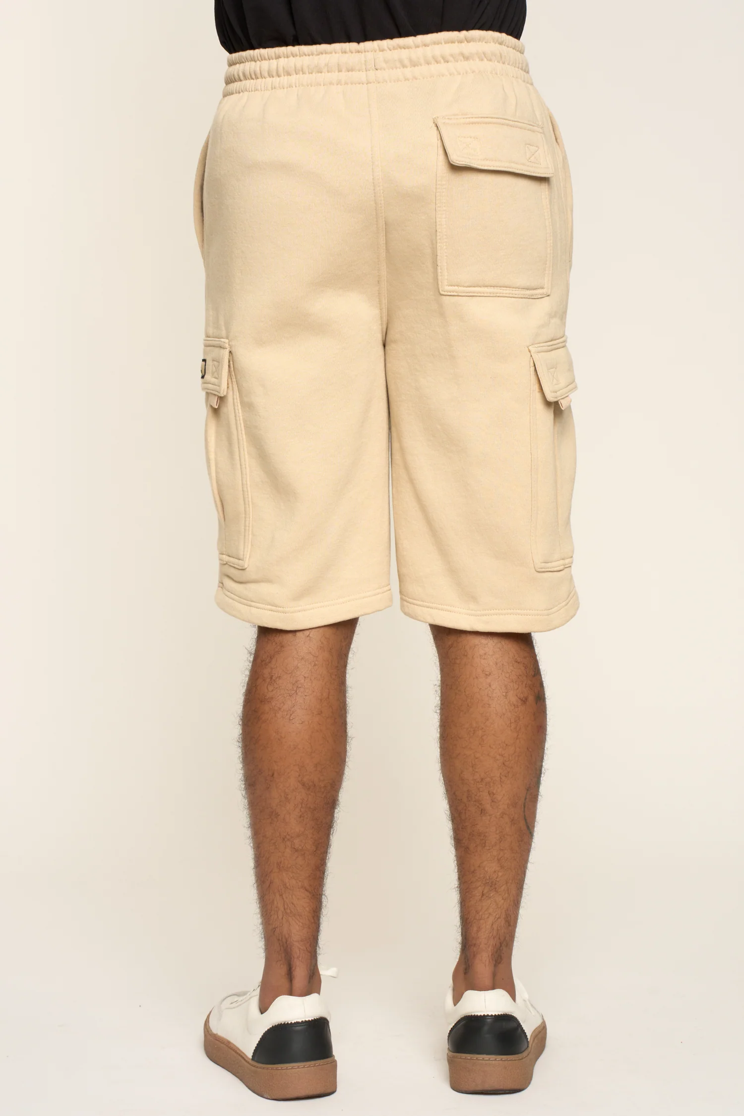 Men's Solid Fleece Heavyweight Cargo Shorts - Image 11