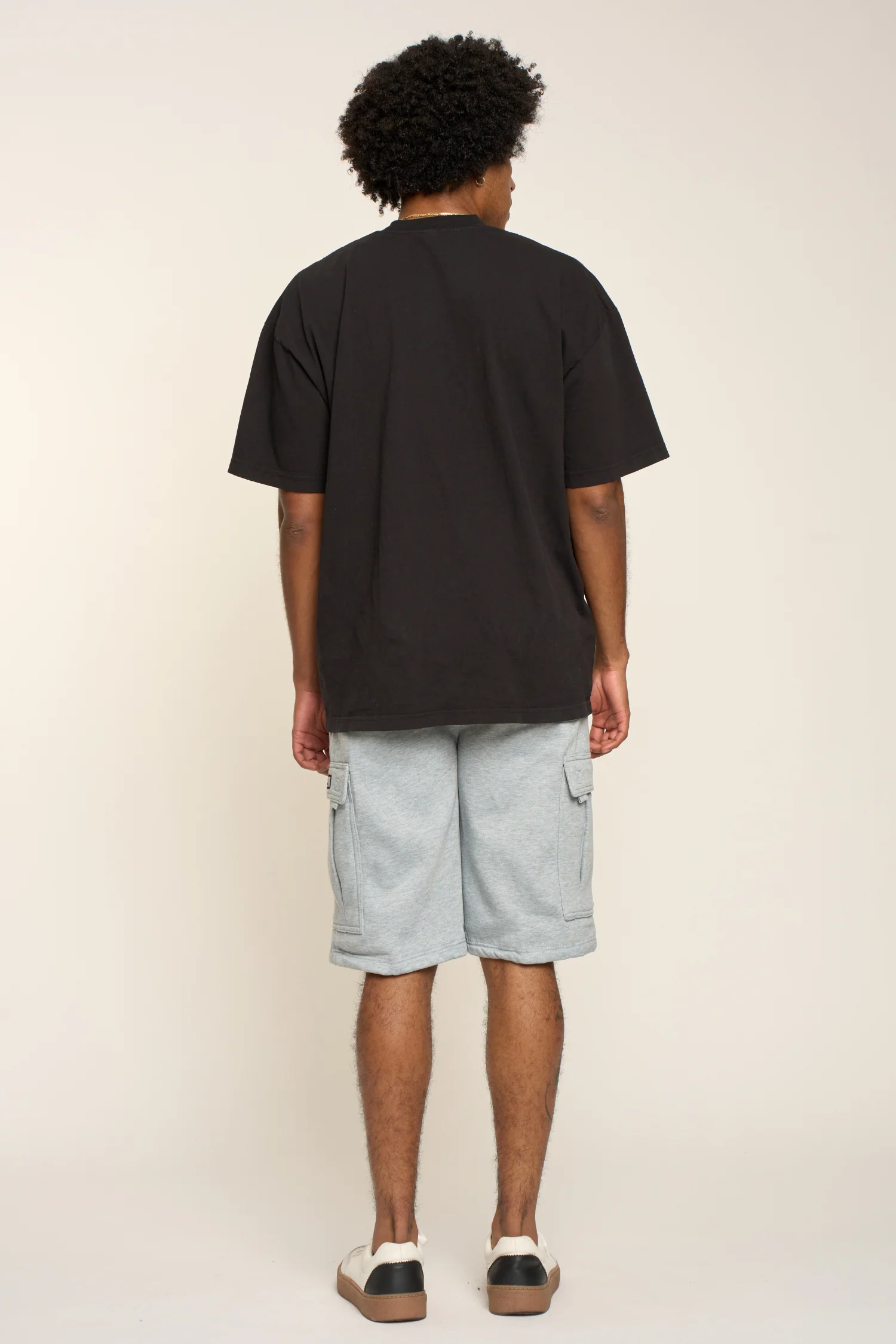 Men's Solid Fleece Heavyweight Cargo Shorts - Image 27