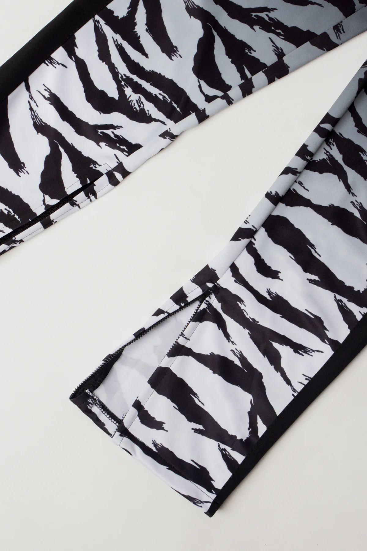 Ombre Gradient Tiger Stripe Tracksuit - Image 7