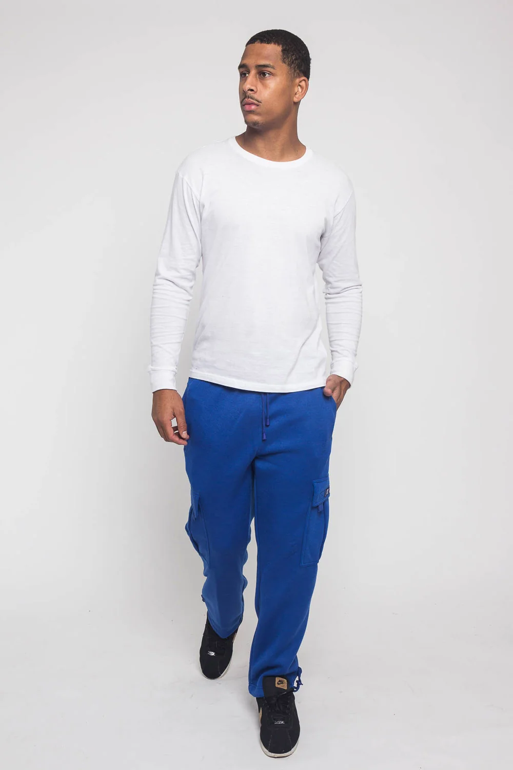 Victorious Men's Solid Fleece Heavyweight Cargo Sweat Pants - Image 17