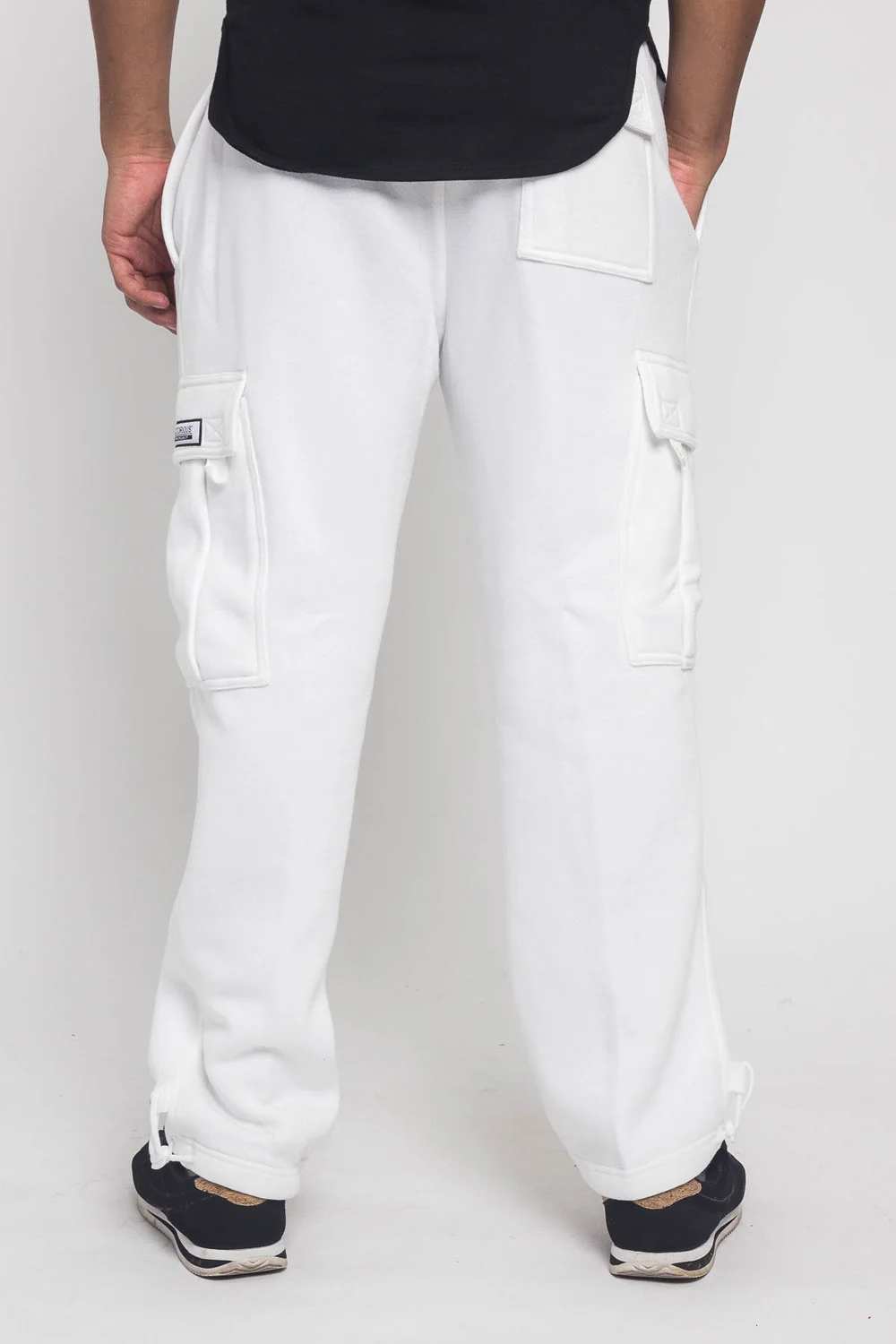 Victorious Men's Solid Fleece Heavyweight Cargo Sweat Pants - Image 9