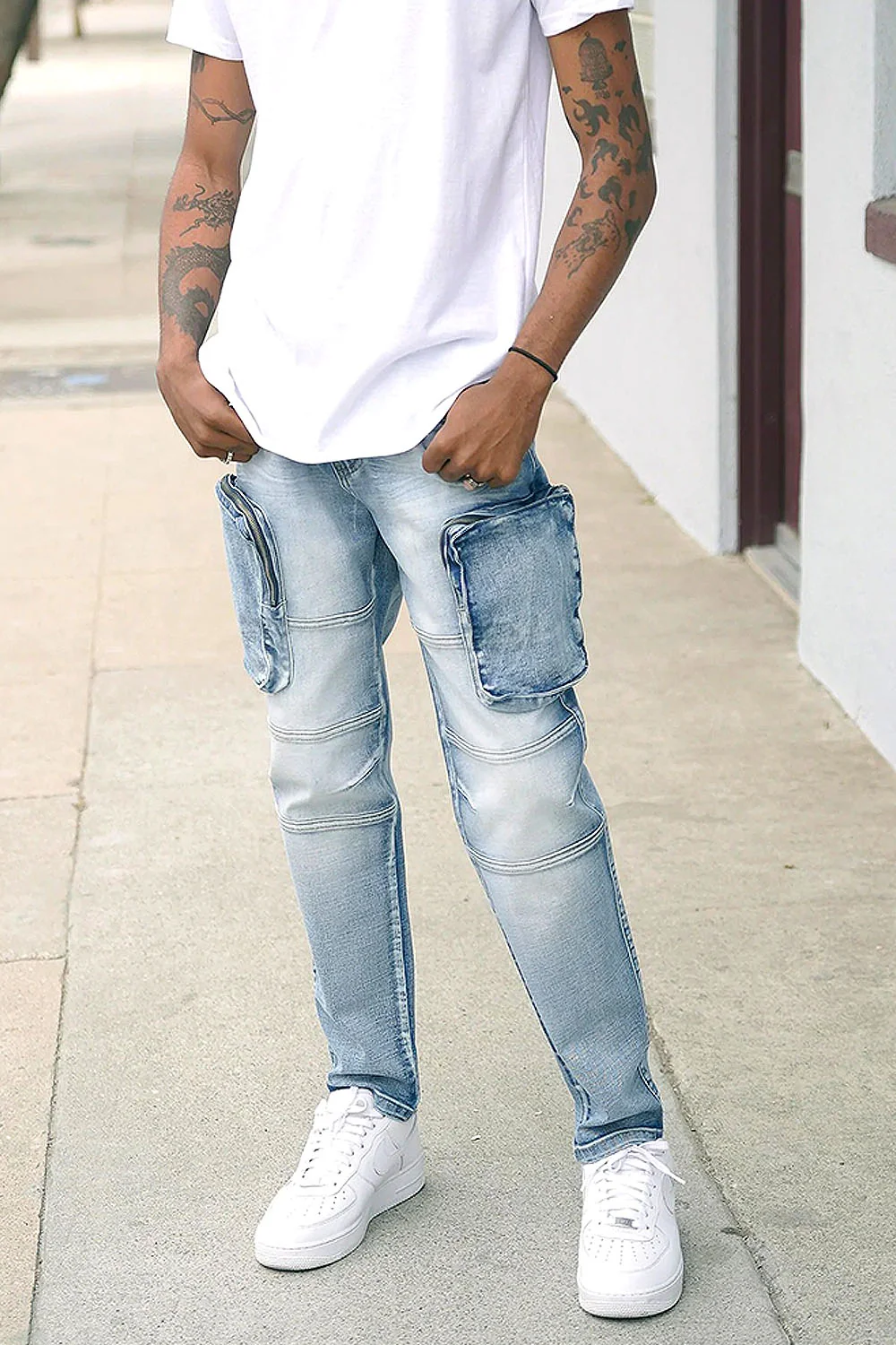 Washed Zippered Cargo Denim Jeans - Image 5