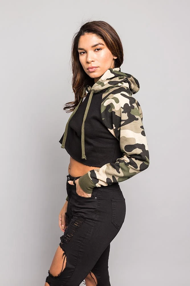 Women's Essential Cropped Long Sleeve Hoodie - Image 41