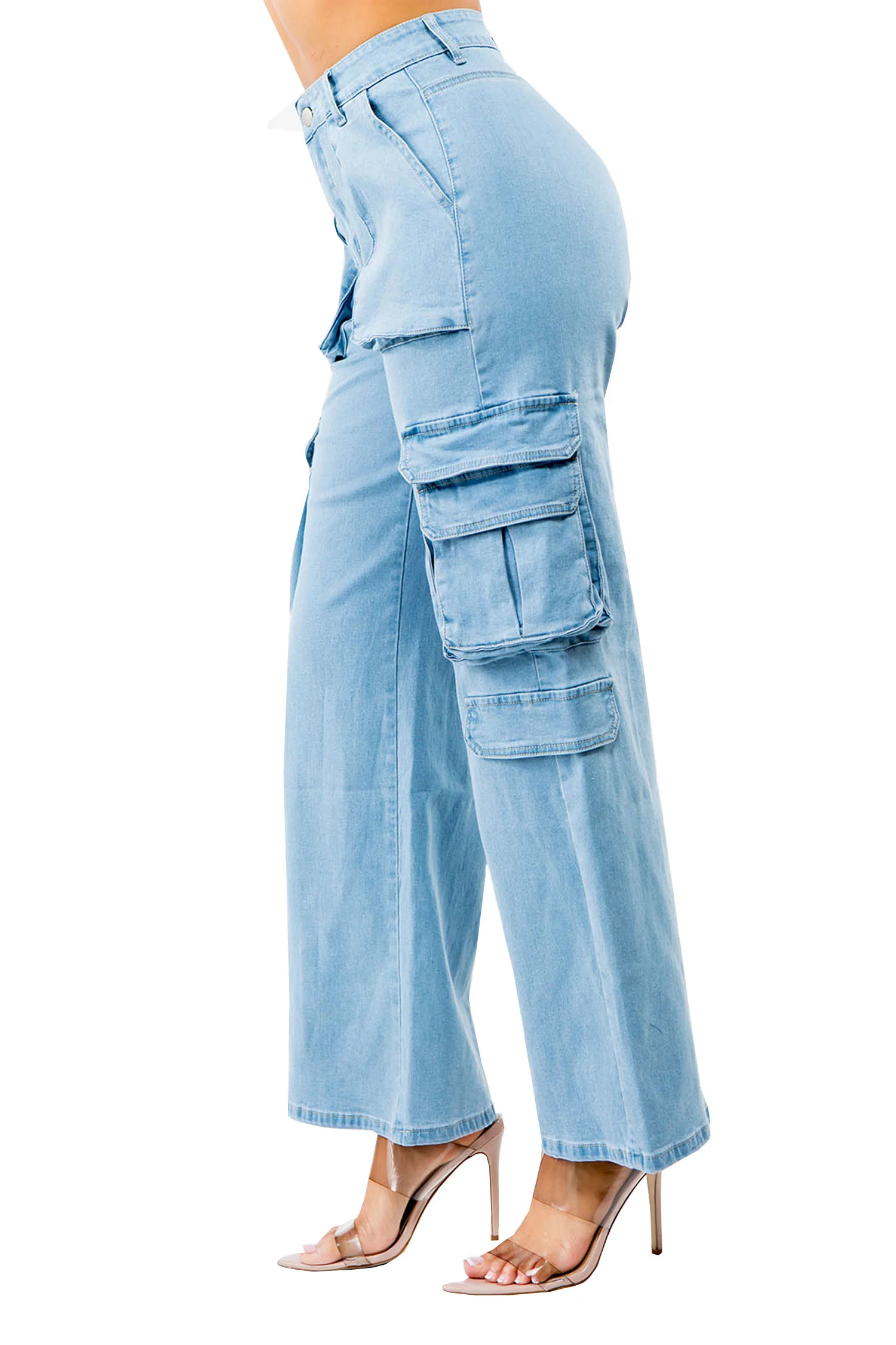 Women's Essential High Rise Wide Fit Cargo Denim Jeans - Image 6