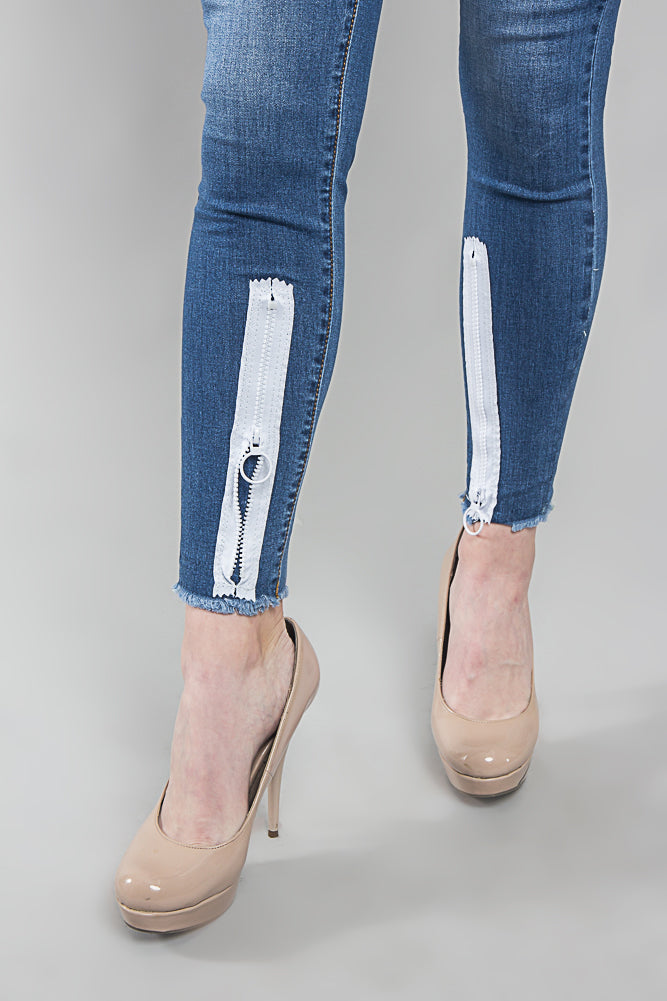 Zippered Denim Jeans - Image 5